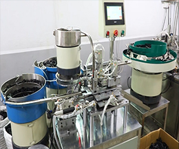 產(chǎn)品自動(dòng)組裝機(jī)
